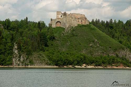Czorsztyn castle hill