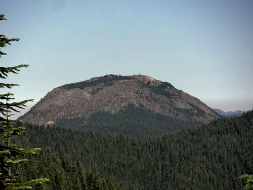 Kelly Butte from Pechugh Peak
