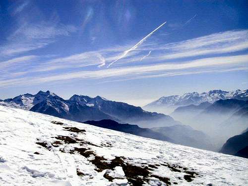 Haze in the Aosta Valley - 12...