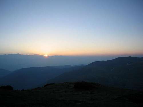 Sunrise from Hranisava...