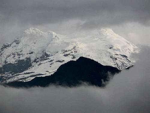 The top 5 volcanoes to climb in Ecuador