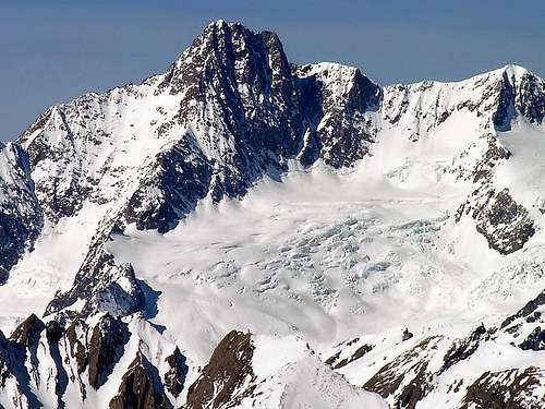 L'aiguille des Glaciers (3817...