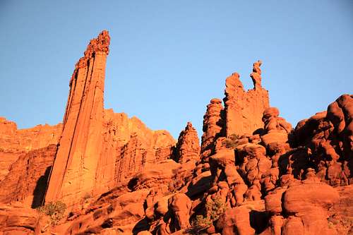 Alpenglow at Fisher Towers