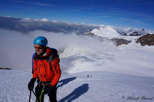 Pieter nearing the summit