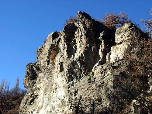 Death to Life / a Climbing nearby Vollein <i>