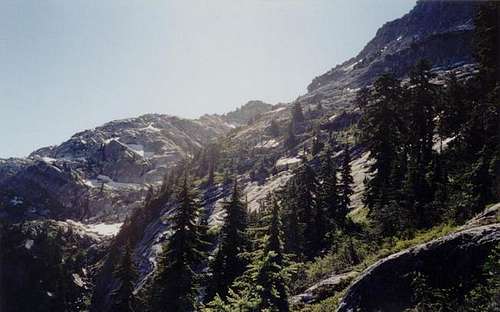 Nearing the old abandoned Ski...