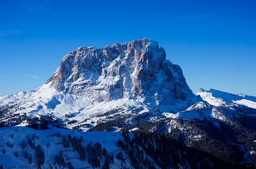 Sassolungo/Langkofel (3181m,NE-Face)