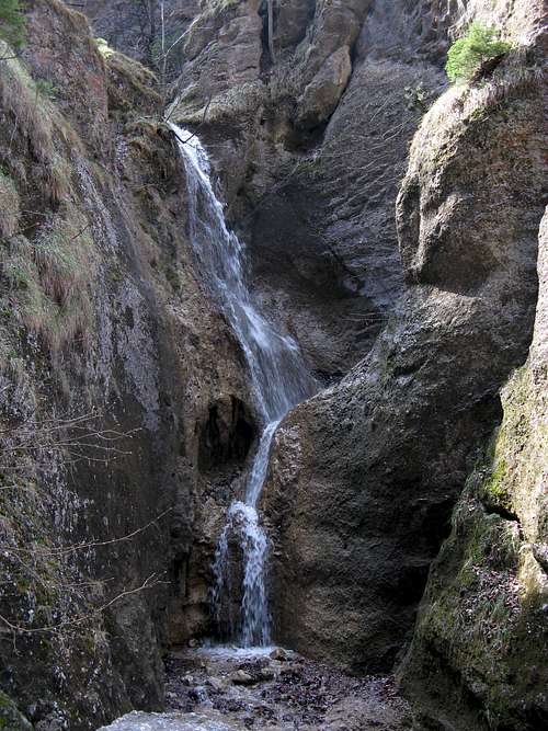 Hlbocký waterfall
