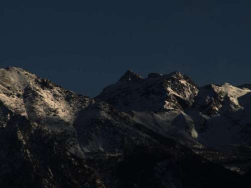 Dark Profiles Mont Charmontane & Mont Avìc 2015