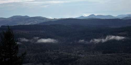 The distant Sisters from Pisgah