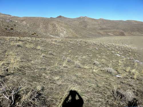 View north towards Peak 2014 in the Little Petersen Range