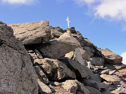 Piz Sesvenna summit cross