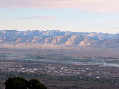 Book Cliffs and the city of Grand Junction