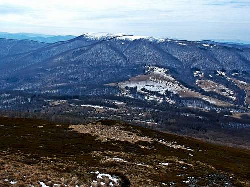 Snow-capped Rawki Summits from Caryńska Polonyna
