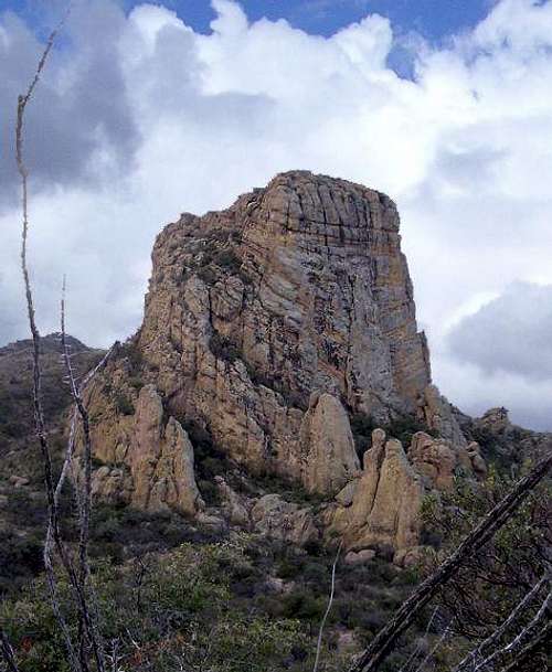 Castle Rock (Peña Blanca)