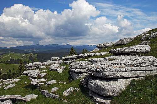 Rock formations below Monte Fior