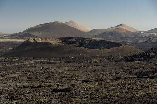 Caldera de la Rilla (408m) in front of Montaña Negra (509m),  Montaña Blanca (595m) and Montaña Tersa (503m)