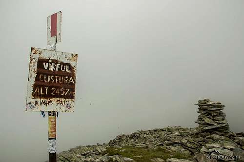 Mt.Custura misty summit