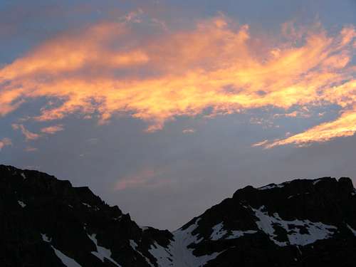 Sunset over Sundance - Bowback Saddle