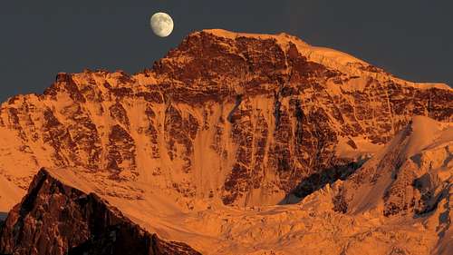Moon rises up over Jungfrau west ridge 12