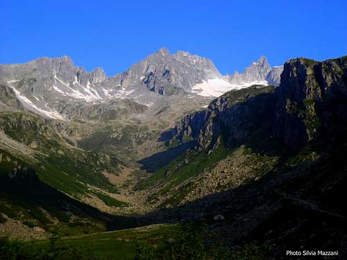 Granite peaks scenery at the head of Val d'Amola