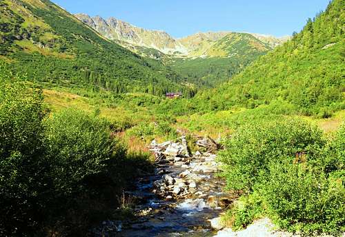 There is a popular mountain refuge in Žiarska dolina