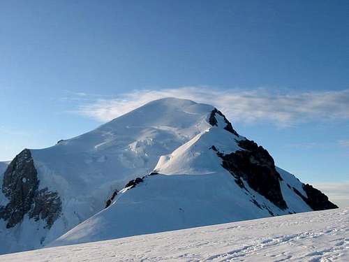 The upper slopes of Mont...