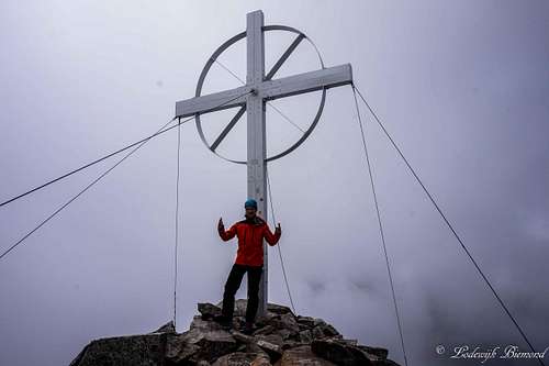 Vertainspitze (3545m) Summit Cross