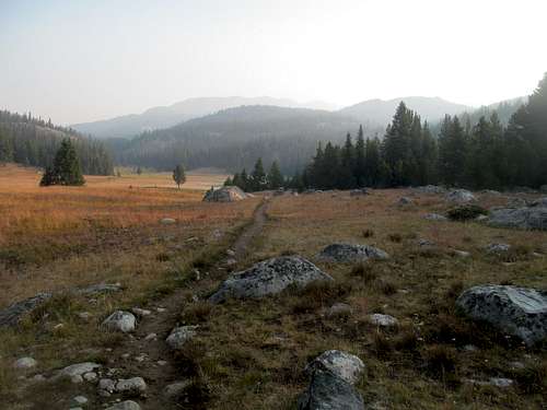 the trail to Mistymoon Lake
