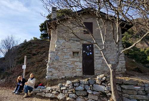 Little stone shelter on Passo Rocchetta