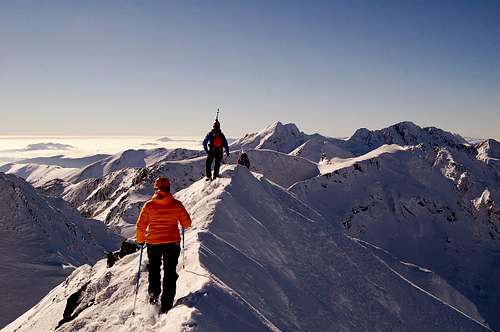 Vaiuga peak NW ridge 2443m