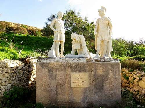<a href=https://en.wikipedia.org/wiki/Stations_of_the_Cross>Way of the Cross</a> at Ta'Pinu - statue 6