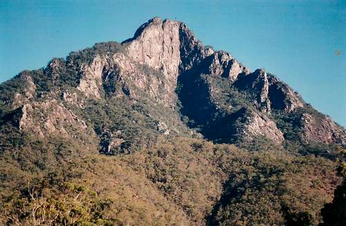 Mt Barney South east ridge (left) and Logans ridge (right) east face. Australia
