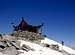 Getting Galdhopiggen little summit shelter